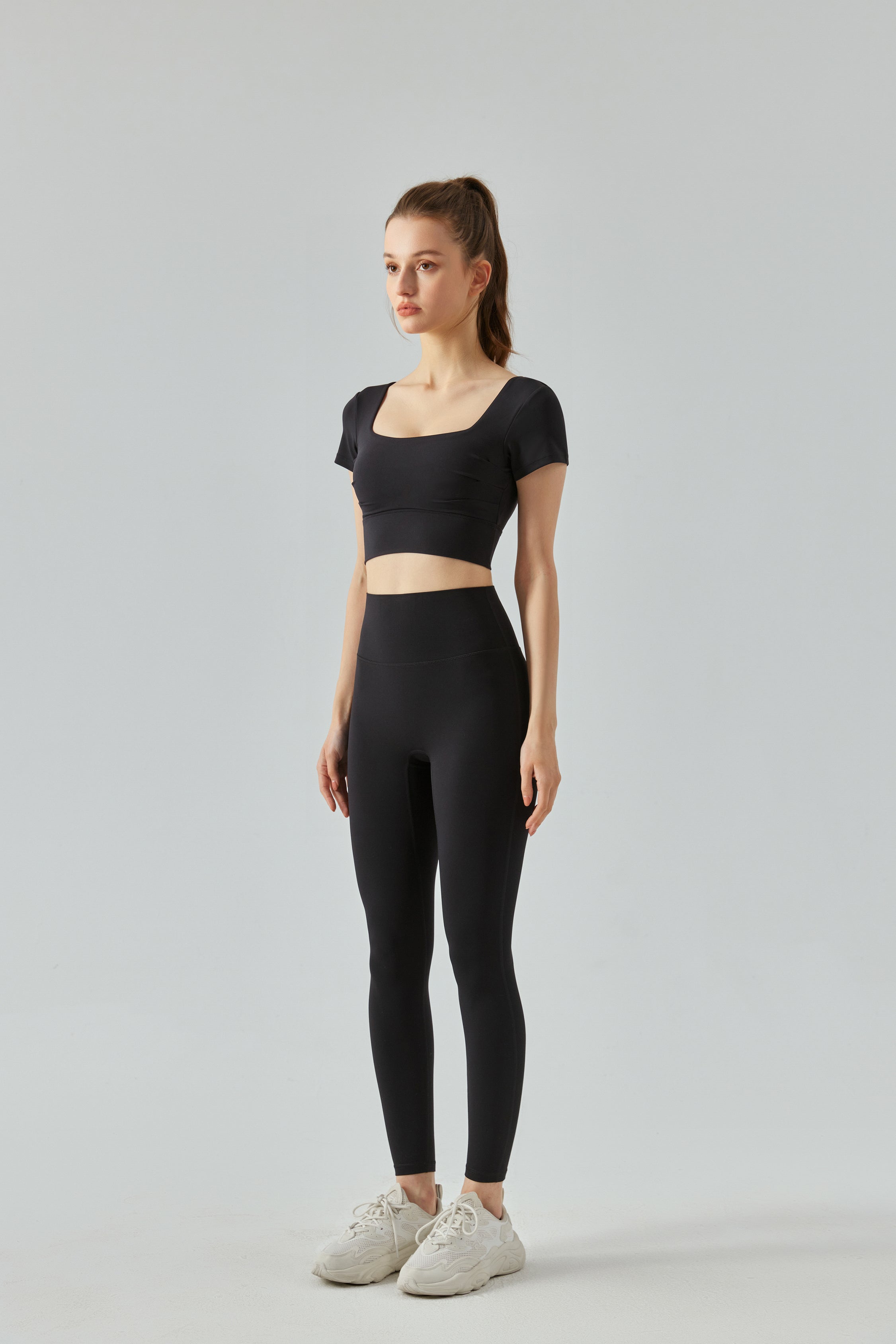 Seamless-Open-Back-Crop-Top-with-Built-in-Bra-Black