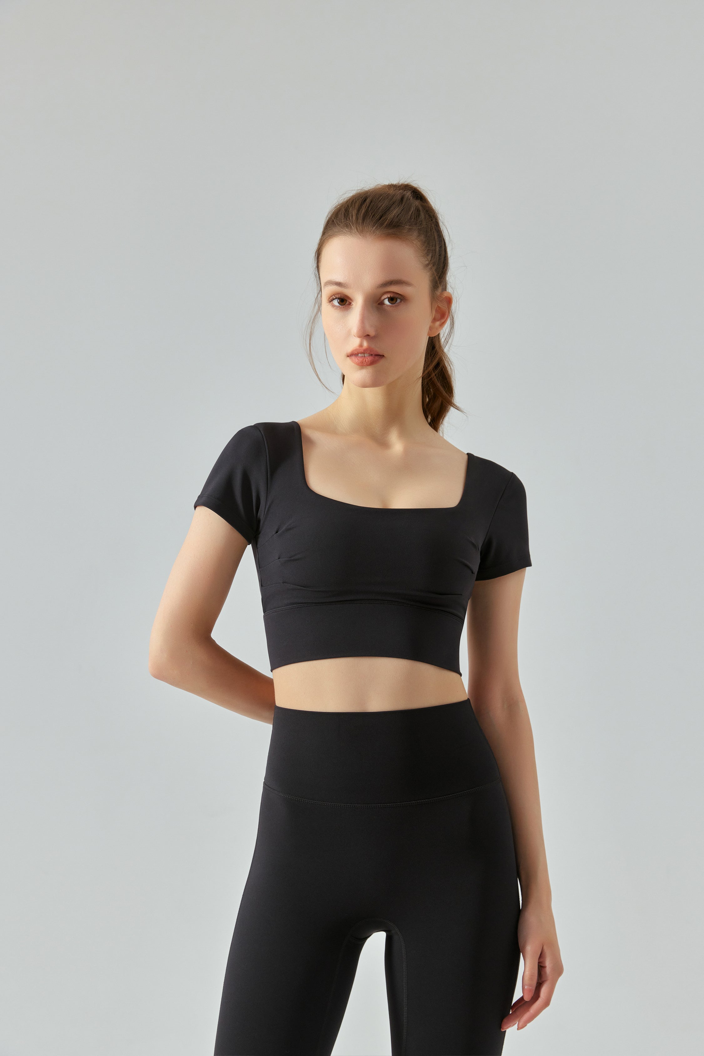 Seamless-Open-Back-Crop-Top-with-Built-in-Bra-Black