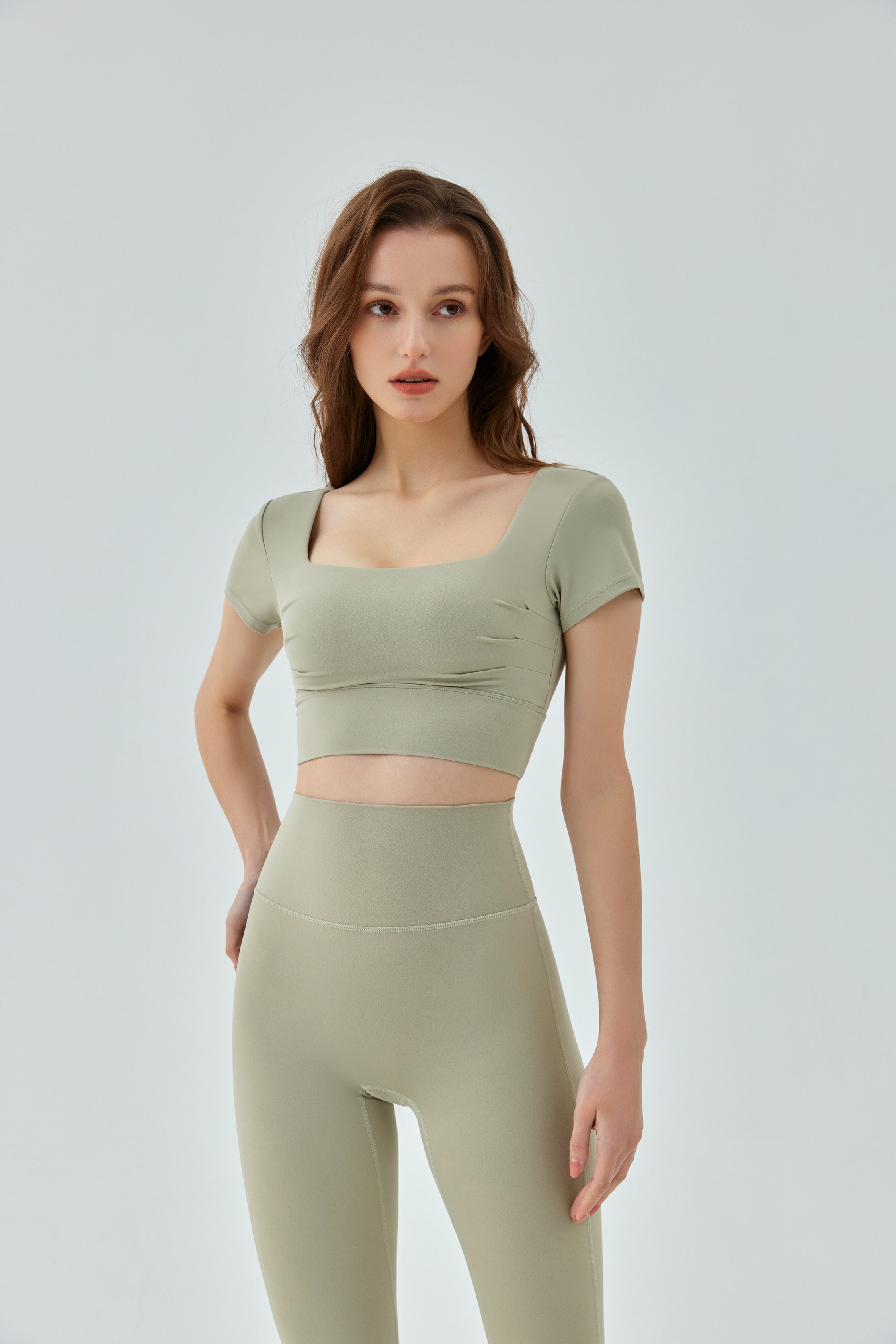 Seamless-Open-Back-Crop-Top-with-Built-in-Bra-Green