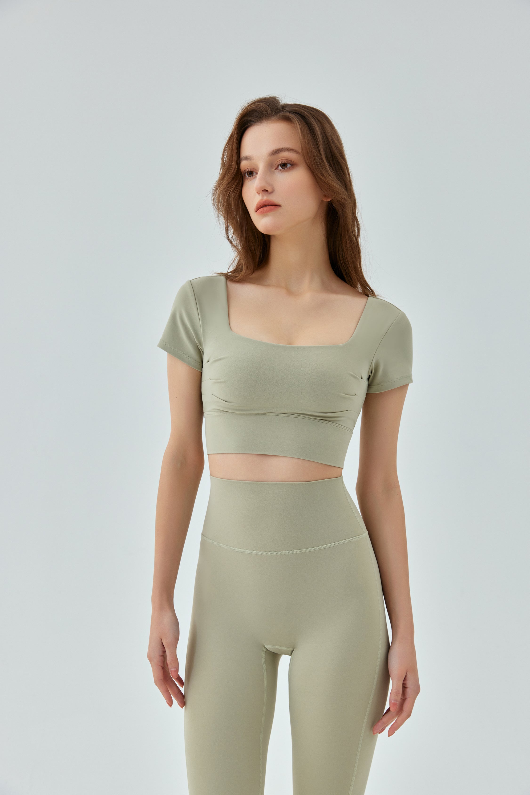 Seamless-Open-Back-Crop-Top-with-Built-in-Bra-Green