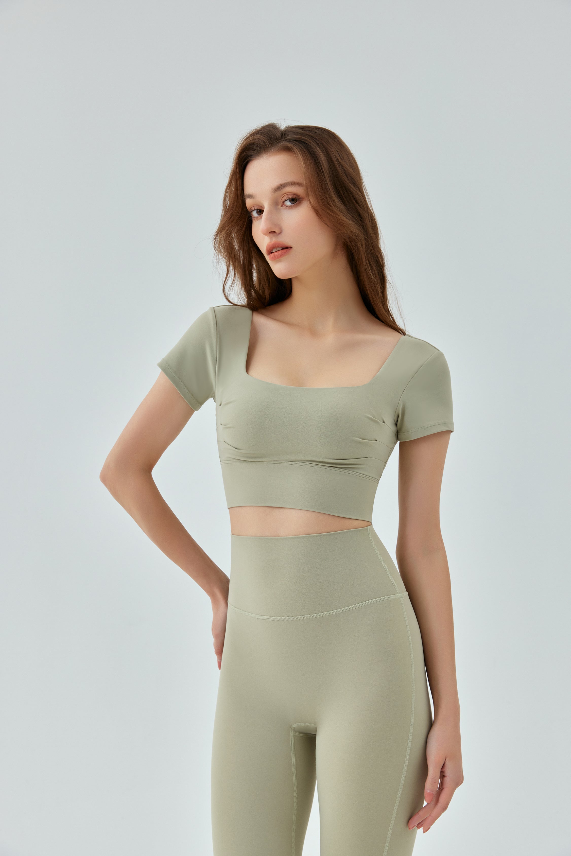 Seamless-Open-Back-Crop-Top-with-Built-in-Bra-Green